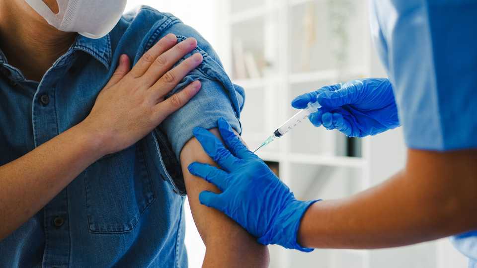 Obligation vaccinale COVID-19: Qui est concerné ? Qui ne l’est pas ? 